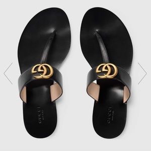 Leather thong sandal with Double G